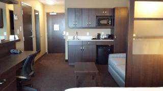 Microtel Inn & Suites by Wyndham Red Deer - Red Deer - 4
