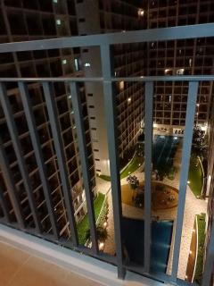 MiamiViceLuxuryStays at Shore2 - Manila - 2