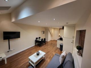 Great Apartment Next To Tooting Bec Tube Station! - Londra - 0