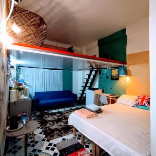 134 Lily's Colorful Private House in city center - 0