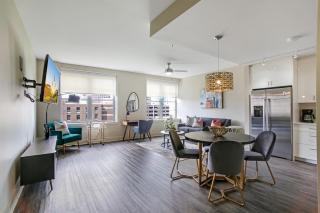 Ideal Condo Next Door to French Quarter - New Orleans - 3