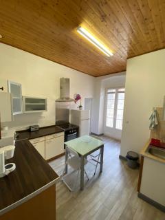 appartement climatisé,IDEALEMENT SITUE 100m du vieux port. - 5
