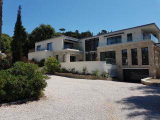 HPC Suites - Cassis Centre - Parking Gratuit & Piscine Chauffée - Cassis - 8