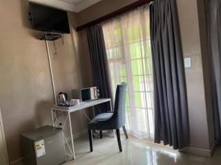 1 OAK Resort - Thohoyandou - 5