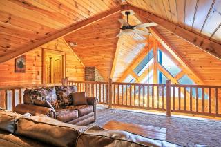 Spacious 4BR w/ Amazing Views! - Waynesville - 1