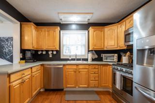 Decked Out 3BR Near Atlanta National Golf Club - Woodstock - 6
