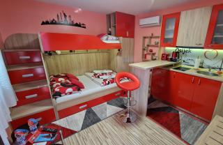 Design Apartments Red Blue - 9