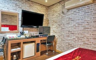 Chakan Hotel - 3