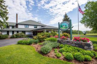 The Leland Lodge - - 6