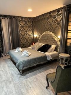 ROH Suites - Athens - 3