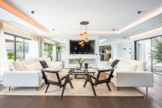 Villa Macarena - Extravagant & Luxurious Dream - 1