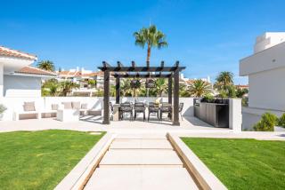 Villa Macarena - Extravagant & Luxurious Dream - 2