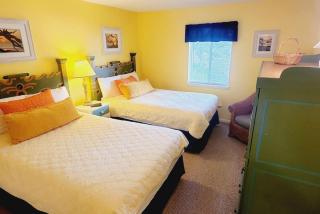 A16 Ocean Walk 1 bdrm sleeps 5 next to pool upstairs unit two full size beds full kitchen - Saint Simons Island - 6