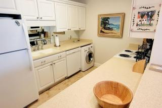 H1 downstairs and comfy king and two twins really nice kitchen and baths - Mallory Park - 7