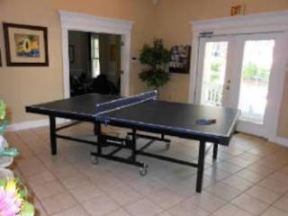 Q4 Professionally decorated upstairs beautiful soothing colors close to back pool - Saint Simons Island - 3