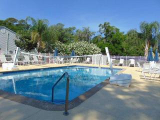 W13 Spectacular 2 BR, 2 BA ground level with lake view in Ocean Walk - Mallory Park - 1
