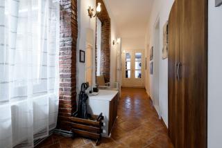 Old Town Story House - 5