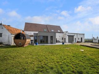 Rural Holiday Home with Sauna in Honnelles - - 5