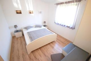 Apartments with parking space Njivice, Krk - 20505 - 1