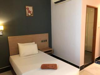 The Room Hotel - Miri - 9
