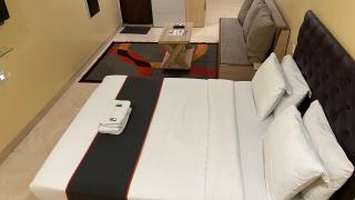 U LIFE HOTEL - Mumbai - 1