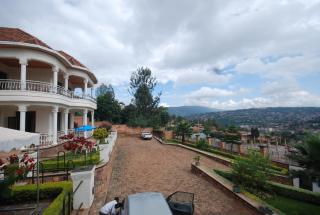 Step Town - Kigali - 8