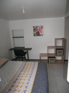 Studio Indépendant, au calme. - 1