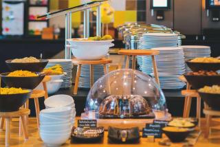 Vienna House Easy by Wyndham Wuppertal - Wuppertal - 2