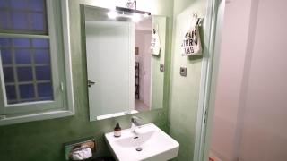 quiet and central FLAT with private backyard GARDEN - 2