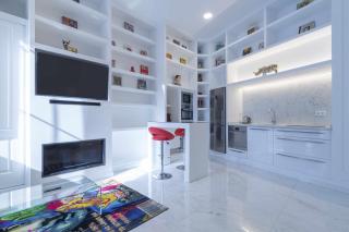 THE CLOCK HOUSE Luxury Urban Suites - Málaga - 2