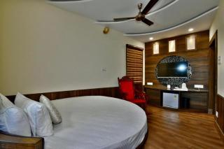 Dalhousie valley Resort By DLS Hotels - 3