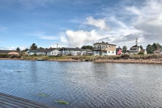 Waterfront Vacation Rental in Ocean Shores - Ocean Shores - 9