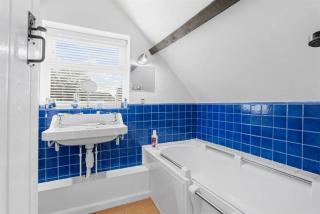 The Corner House, 36, Broadway Road, - Evesham - 5