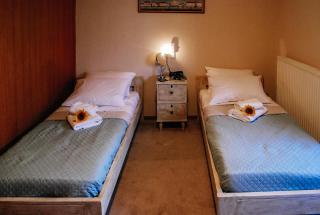 StDenis Townhouse Maisonette in the City Center with Exceptional Hospitality - Città di Zante - 4