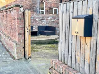 The Bungalow 1A Wenlock - 4