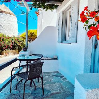Santanna White Houses - Parikia - 2