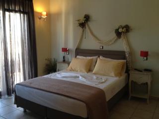 Sun Village Hotel Apartments - Megas Limnionas - 8