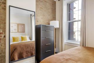 East Village 2br w wd nr Tompkins Sq Park NYC-1034 - New York - 1