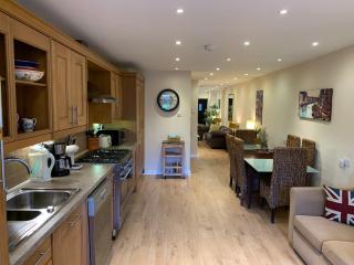 Notting Hill Townhouse 3BR all with ensuite bathrooms & garden and roof terrace - London - 2