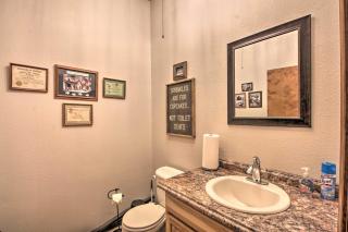 Pheasant Game Farm Missouri Vacation Rental! - - 1
