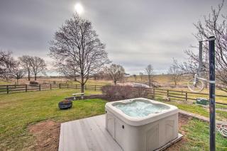 Peaceful Bird in Hand Home with Farmland Views! - 9