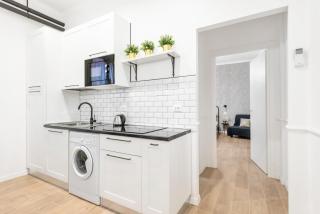 White flat Ground Floor - 5