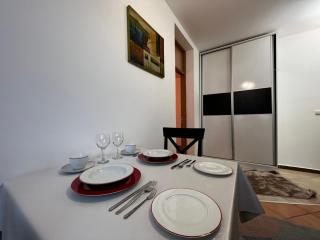 Sunrise Apartment in Prishtina, Kosovo - Prishtinë - 3