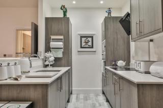 The Monroe - 2nd Floor - Luxury for up to 4 guests near Open Air Theatre and North Bay - Scarborough - 6