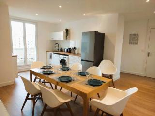 Champon - Lumineux 2 Chambres avec Garage privé - Tram à 1 min - Grenoble - 7