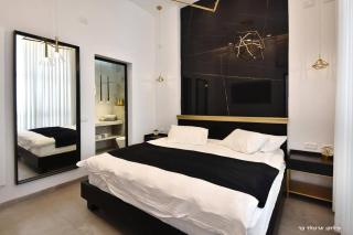 גולד דרים בוטיק - סוויטות מדהימות עם בריכה פרטית מחוממת ומקורה וג'קוזי - 7