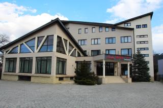 Hotel Ave Lux - Braşov - 9