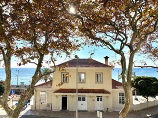 Monte Estoril Train Station - Seaside Apartment - Estoril - 9
