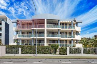 Riviera 306 - Port Macquarie - 9