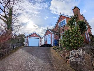 Unbeatable Llanberis Location, Detached with Parking, Snowdon Views. - Llanberis - 0